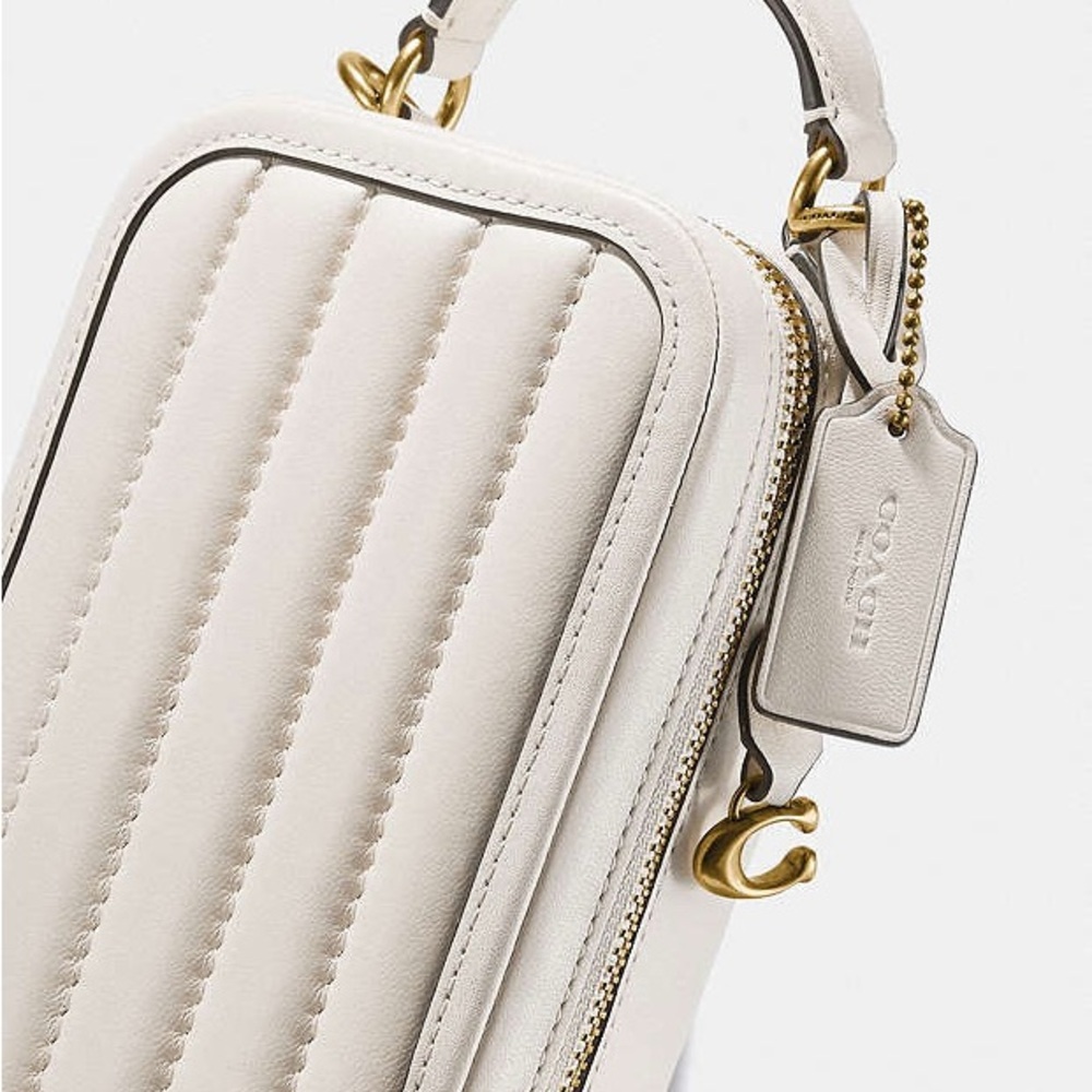 Like new Coach Alie camera crossbody bag - Picture 2 of 8